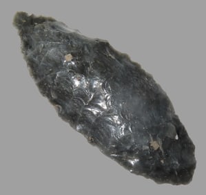 2 7/16" Obsidian Cascade, found in California