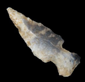 1 13/16" Shields Bird Pt, found in Pike/Adams Co, Illinois, Ex Bud Goodwin Collection