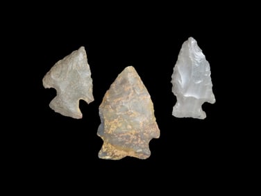 Set of 3 Quality Arrowheads, North East Arkansas, Ex Micheal Knabe