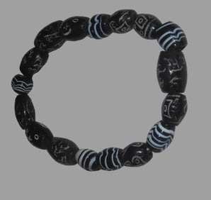 Antique Neckalce of Early Glass Trade Beads Multiple Quality Designs, 1600-1800, Asia