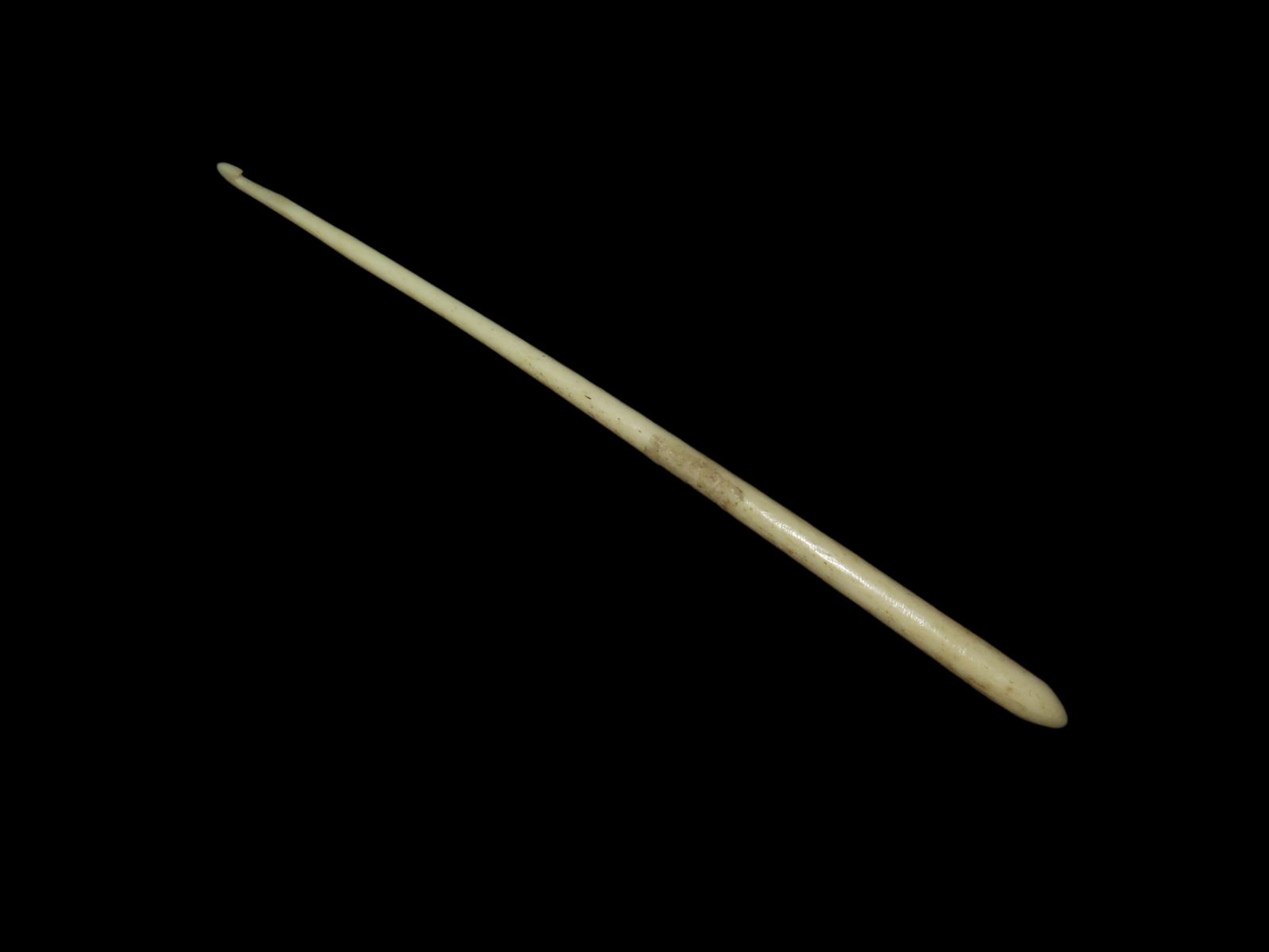 Antique Alaska Eskimo Knitting Needle, Bone: Antique Alaska Eskimo Knitting Needle, Bone