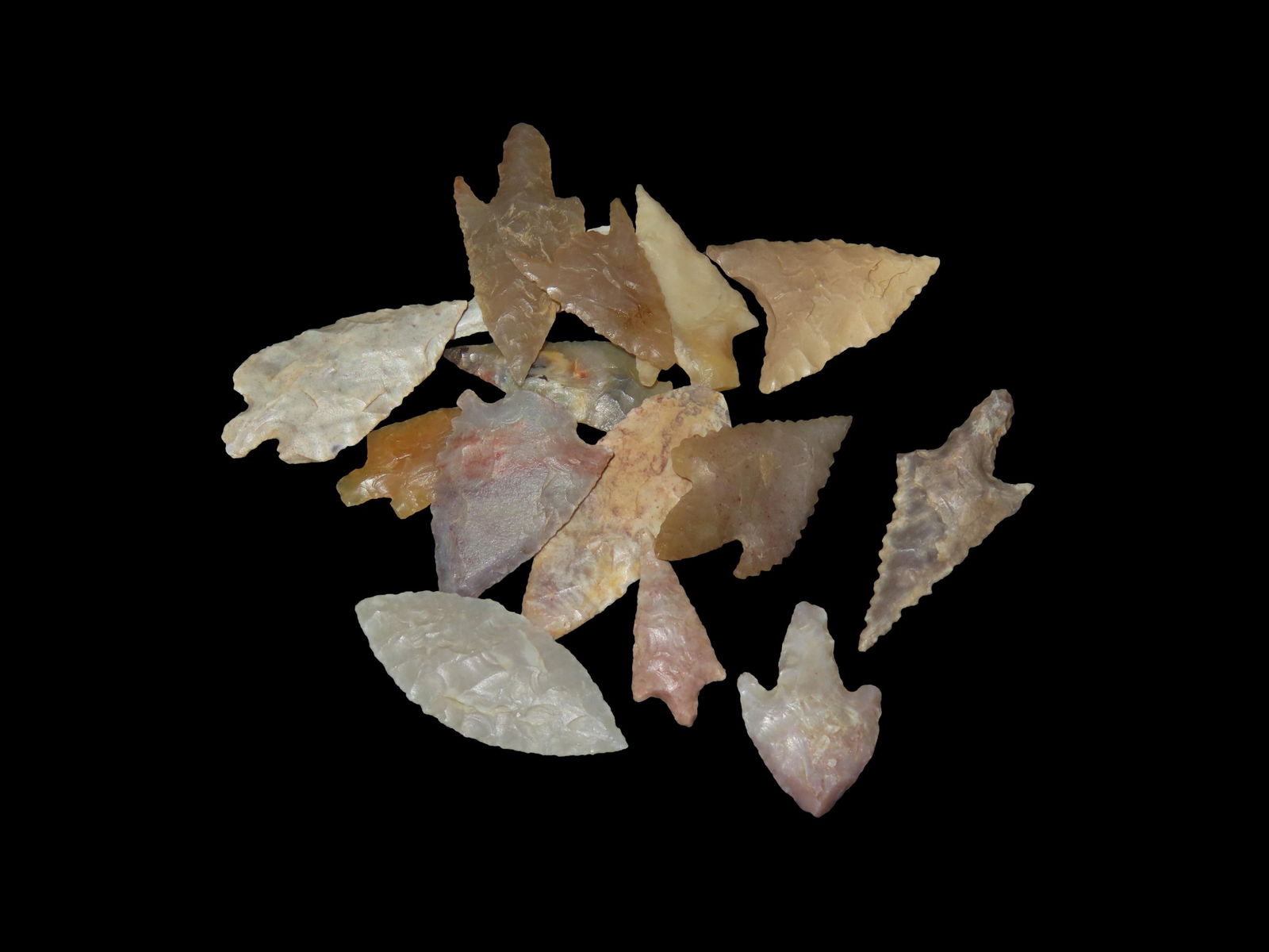 15 Neolithic Saharan Arrowheads, 4000-6000 Years Old (1 of 4)