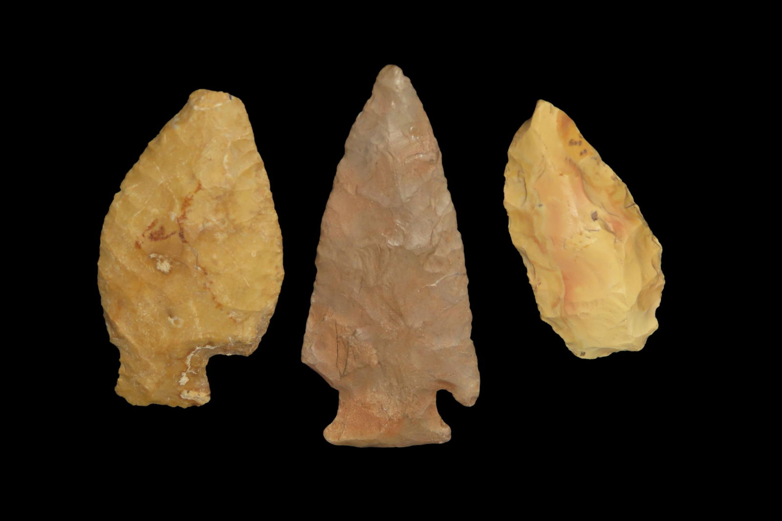 Group of 3 Native American Arrowheads (1 of 3)