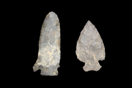 Lot of 2 Native American Arrowheads