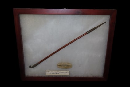 14 3/4" x 1/4" Reed-Stemmed Pipe and 2 1/2" x 3/4" Arrow Shaft Straightener, Both of these items com