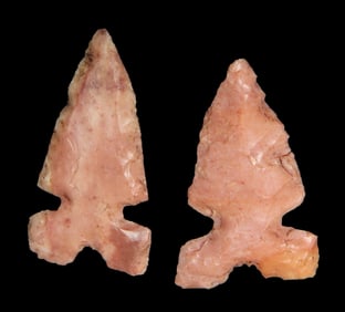 Lot of 2 Colorful 3-Notch Cahokia Bird Pts.