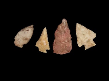 Pike Co. Illinois -Lot of 4 Arrowheads- Longest 2 1/4" shortest 1 3/4"