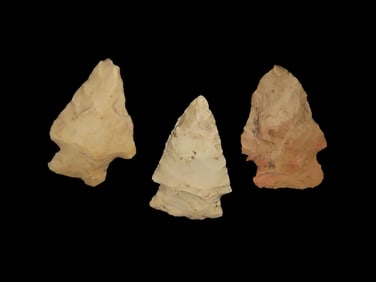 Group of 3 Native American Arrowheads