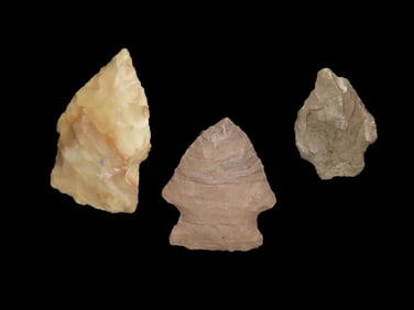 Group of 3 Native American Arrowheads