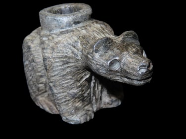 3 1/4" x 1 3/4" x 1 1/4" Bear Effigy Pipe