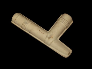 5 3/4" Kaolin Pipe Very Rare Style