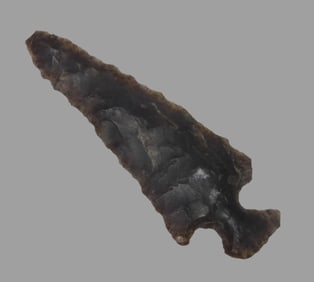 1 5/8" Scallorn Type Agate Material, Western USA/ Northern Plains