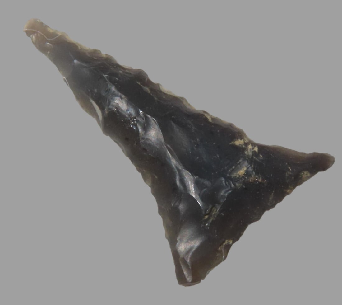 1 1/6" Fort Ancient Triangle, TN (1 of 5)