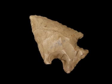 Quality Arrowhead out of the Jim Lee Collection, Reviewed and Approved Authentic by Jerry Dickey.