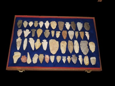Framed Arrowheads