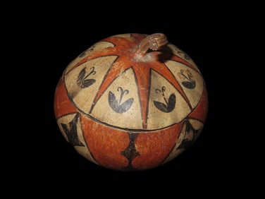 Quality Peruvian Painted Gourd