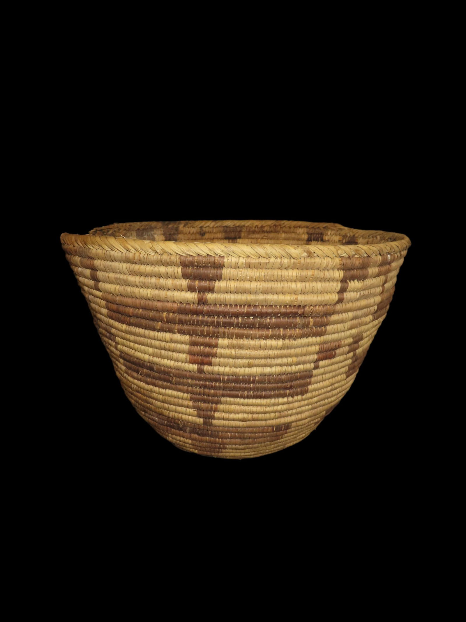 Vintage Native American  Woven basket (1 of 5)