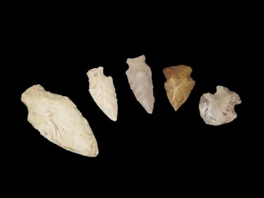 Grouping of Arrowheads, Found in the Midwest, Ex Gary Noel