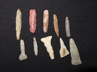 Small Collection of Kentucky/Tennessee Bird Points, Fort Ancient Triangles