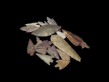 Saharan Neolithic Sahara Desert, 4,000 - 6,000 Years BP, 15 Arrowheads