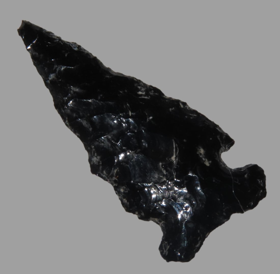 1 3/8" Northern Side Notch Obsidian Arrowhead Lake County Oregon (1 of 4)