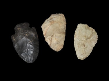 Grouping of 3 Arrowheads Found by Walter Johnson in Seneca, Illinois, Across From Skrivany Funeral