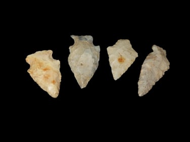 Grouping of 4 Arrowheads Found by Walter Johnson in Seneca, Illinois, Across From Skrivany Funeral