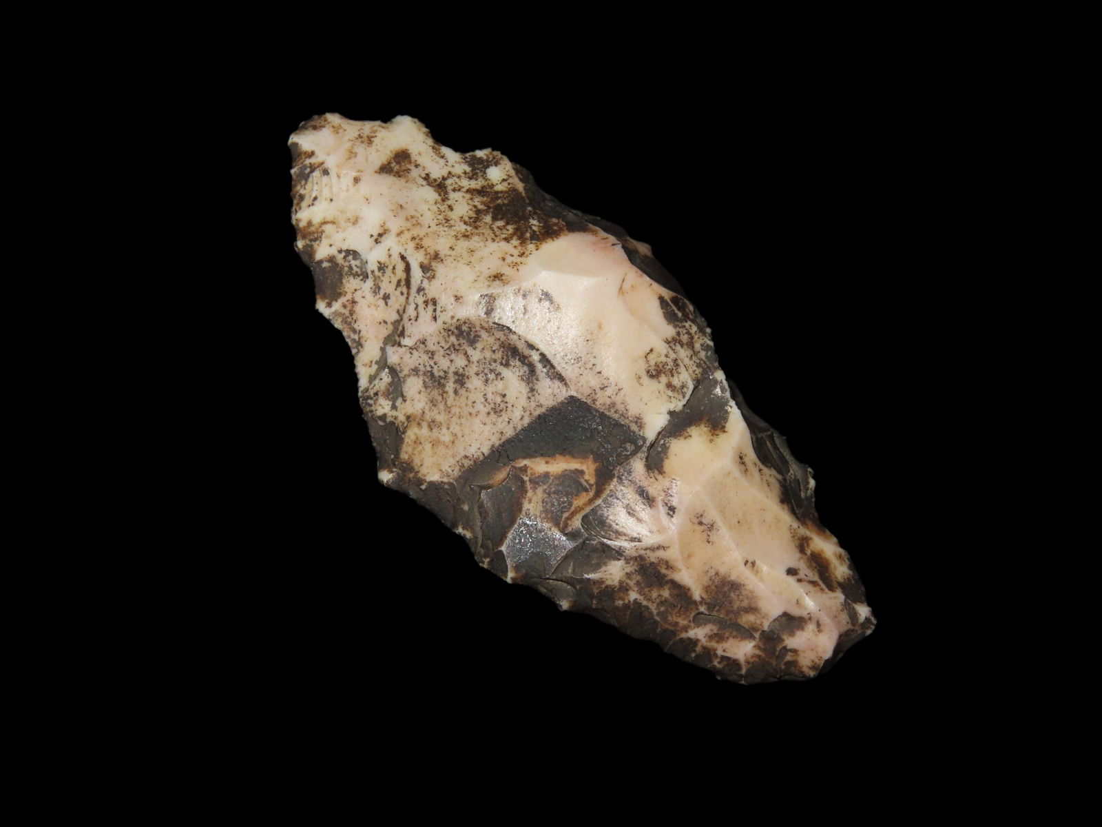 2 1/2" Blade Found by Geoff Sandt in St. Louis Co. Missouri, Known as the Rockhunter on YouTube (1 of 4)