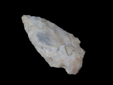 2 3/8" Woodland Point Found by Geoff Sandt in St. Louis Co. Missouri, Known as the Rockhunter on