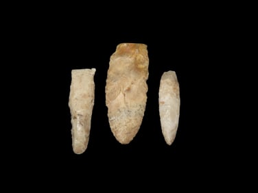 Grouping of 3 Arrowheads
