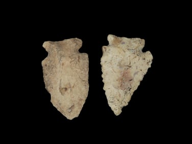 Grouping of 2 Arrowheads