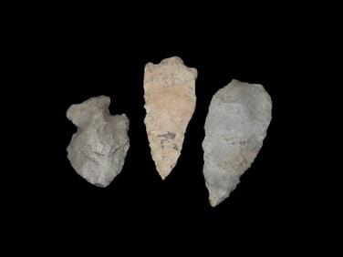 Grouping of 3 Arrowheads