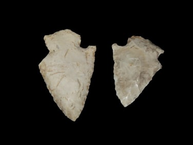 Grouping of 2 Arrowheads