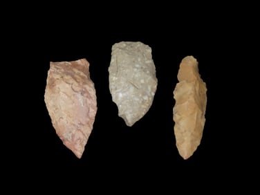 Grouping of 3 Arrowheads