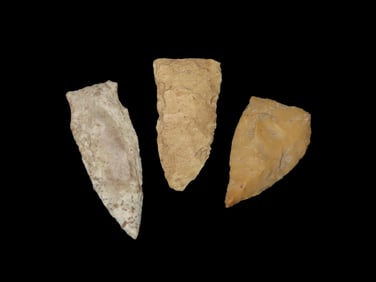 Grouping of 3 Arrowheads