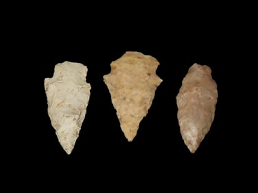 Grouping of 3 Arrowheads
