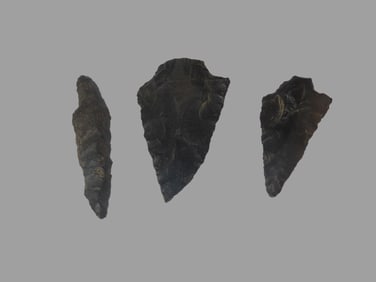 Grouping of 3 Arrowheads