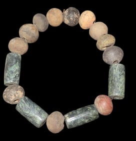 8 1/2" Approx Strain Of Pre Columbian Jade And Pottery Beads From  Belize