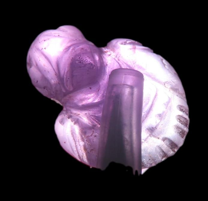 5/8" Tall Pre Columbian Fluorite Parrot Effigy Bead Pendant From Guatemala: 5/8" Tall Pre Columbian Fluorite Parrot Effigy Bead Pendant From Guatemala