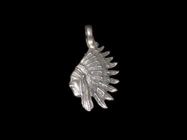 2 1/16" x 1 1/8" Unique Native American Chief Necklace Pendant Poured Metal Unknown Type