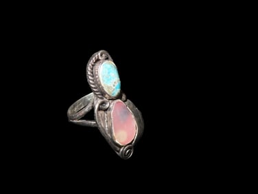 Unmarked Native American Style Silver Metal Ring