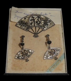 Vintage "Happiness/Good Fortune" Fan-shape Brooch and Earrings Set, Sterling Silver Damascene, with
