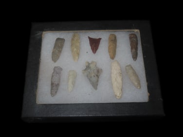 5 1/2" X 4 1/2" Frame of Arrowheads