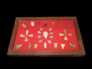 12" X 7 7/16" Frame of Arrowheads