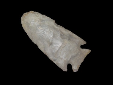 2 5/8" X 1 1/4" X 1/4" Kirk Corner Notch, Grey Flint, Found in West Central IL