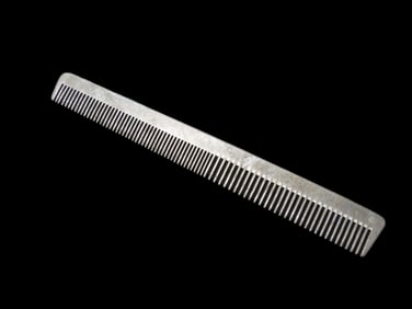 6 5/8" Swedish Crown Aluminium 265 Barber's Comb, Excellent condition, Handmade in Sweden. These