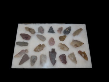12 1/2 x 8 1/2" Frame of 22 Colorful Louisiana Arrowheads