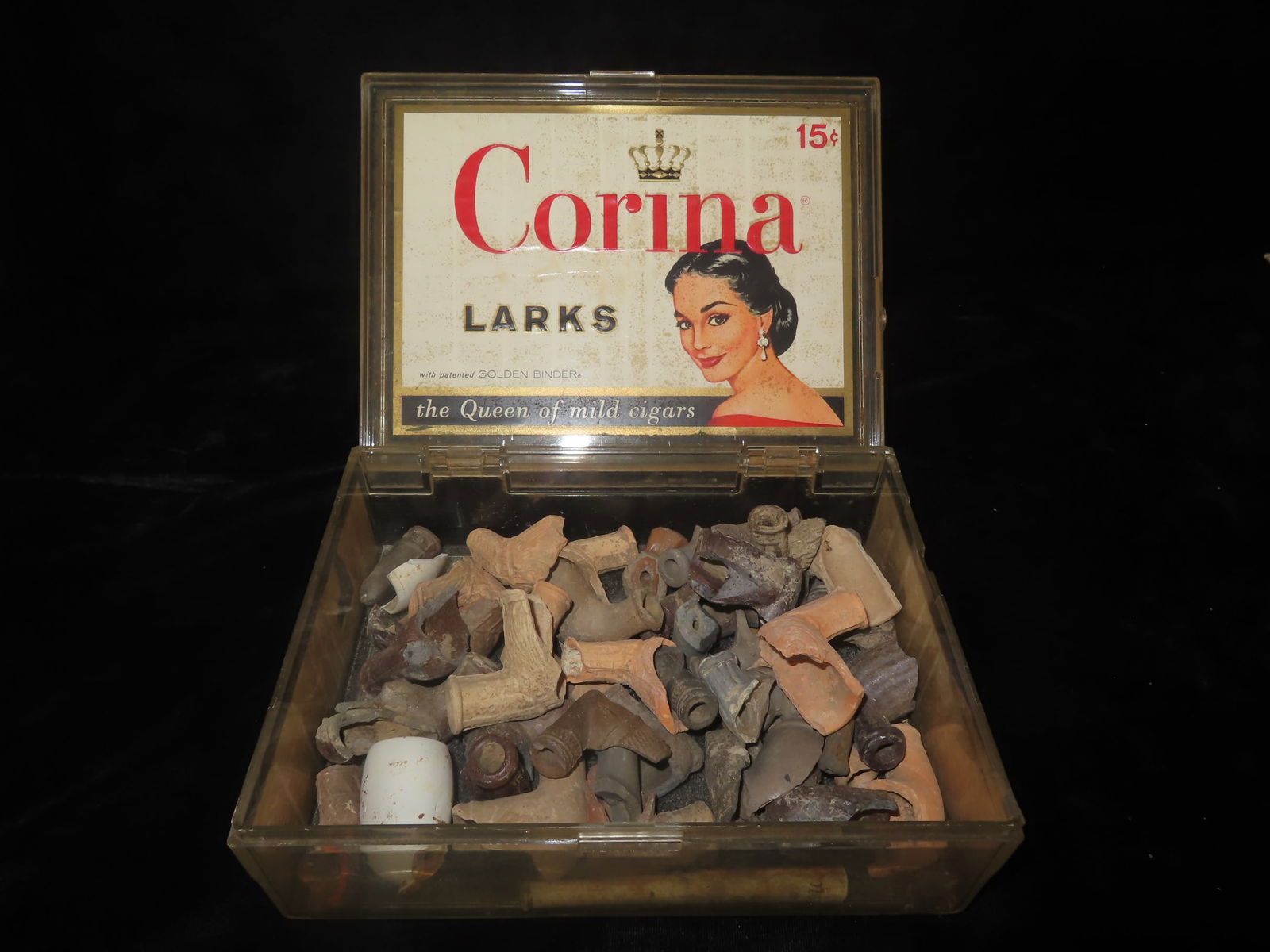 Old Cigar Box Full of Trade Pipes, all have some damage: Old Cigar Box Full of Trade Pipes, all have some damage