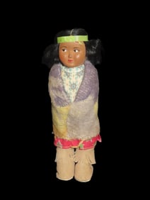 7 1/4" Native American Indian Skookum Doll, early 1900's