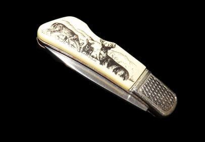 Vintage Scrimshaw Style Pocket Knife